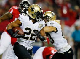 Mark Ingram, seen here running against the Atlanta Falcons on January 1, 2017, faces a four game suspension for a violation of the NFL’s performance-enhancing substance policy. (Image: Kevin C. Cox/Getty)