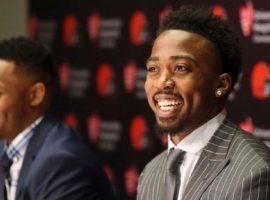 The Cleveland Browns are banking on quarterback Tyrod Taylor (right), not rookie Baker Mayfield, to turn the franchise around in 2018. (Image: ESPN.com)