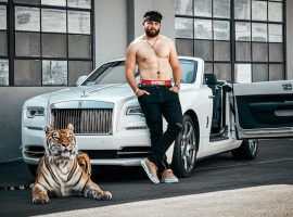 Baker Mayfield signed an deal to sponsor a line of underwear, and found a unique way to announce it. (Image: Twitter)