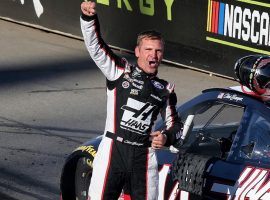 Clint Bowyer won at Michigan International Speedway in June, and will try and win again Sunday at the Consumers Energy 400. (Image: Getty)