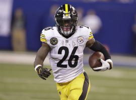 A source told ESPN that Le’Veon Bell plans to return to the Pittsburgh Steelers during Week 7, the team’s bye week. (Image: AP/Darron Cummings)