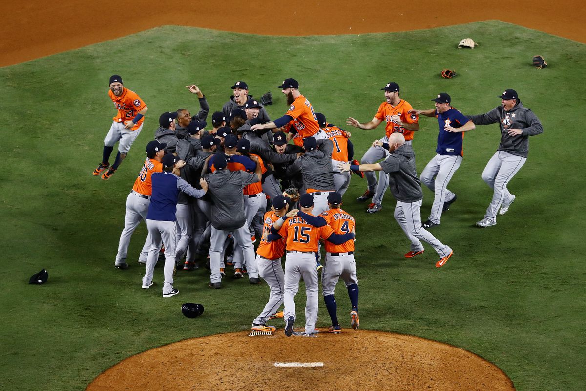 Houston Astros winning 2017 World Series