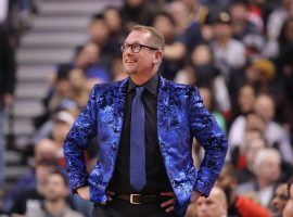 Toronto Raptors' head coach Nick Nurse pays homage to the late Craig Sager with an bold fashion choice. (Image: Tom Szczerbowski/USA Today)