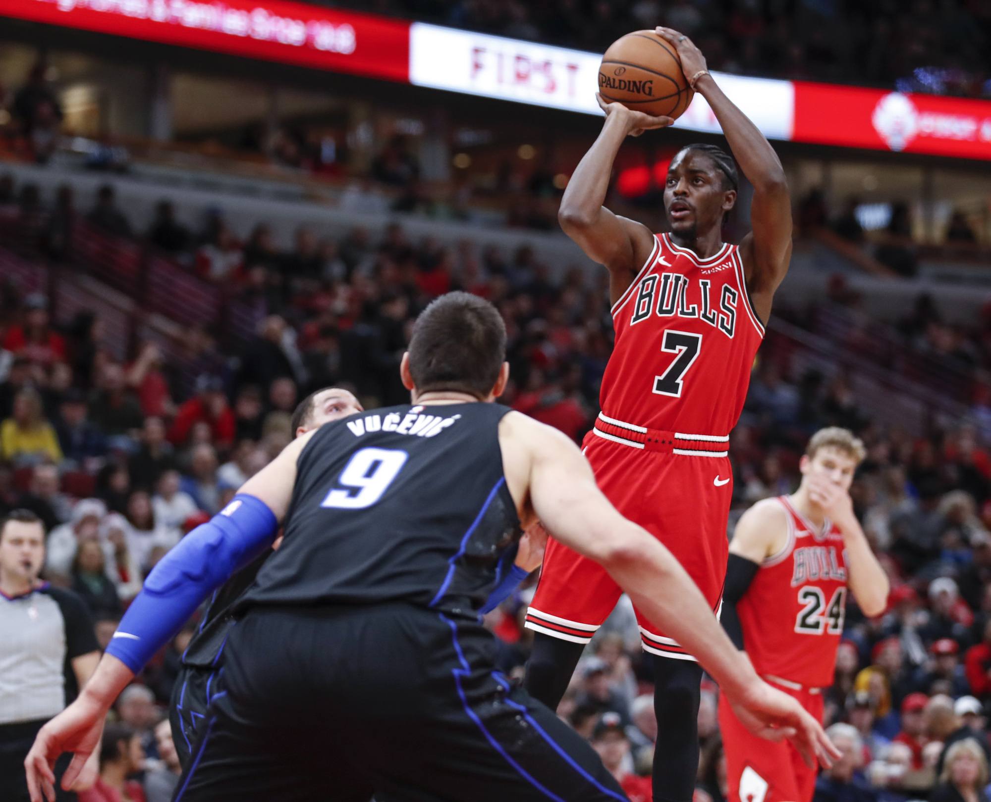 Justin Holiday Grizzlies trade