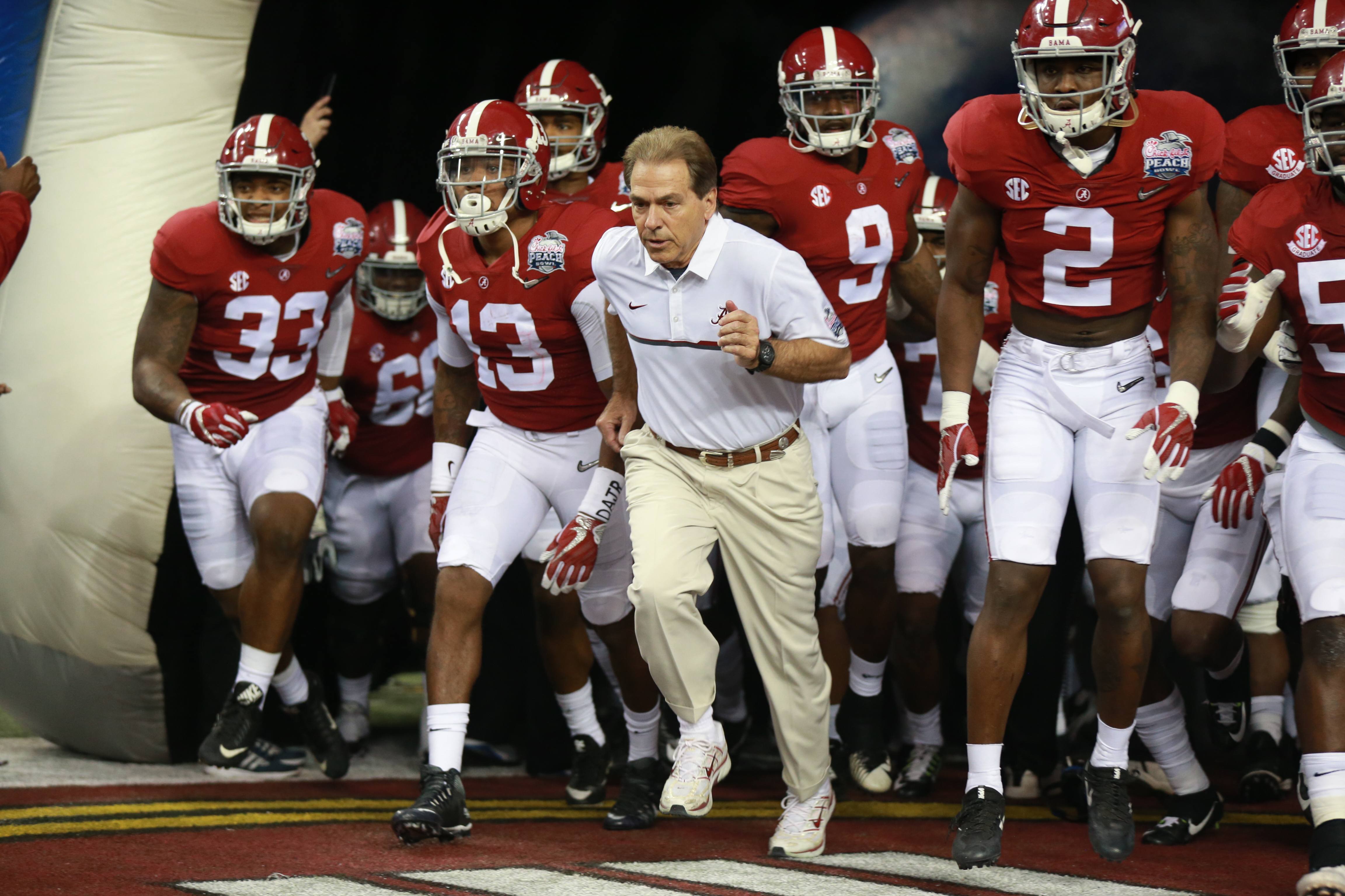 Alabama Tops College Football Recruiting Rankings Ahead of Georgia