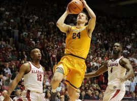 Senior guard Garrison Matthews from Lipscomb takes a layup against Alabama. (Image: Lipscomb Athletics)