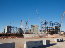 Las Vegas Stadium is beginning to take shape, but one local vlogger is reporting that weather delays could threaten the arenaâ€™s August 2020 opening date. (Image: Christopher DeVargas/Las Vegas Sun)