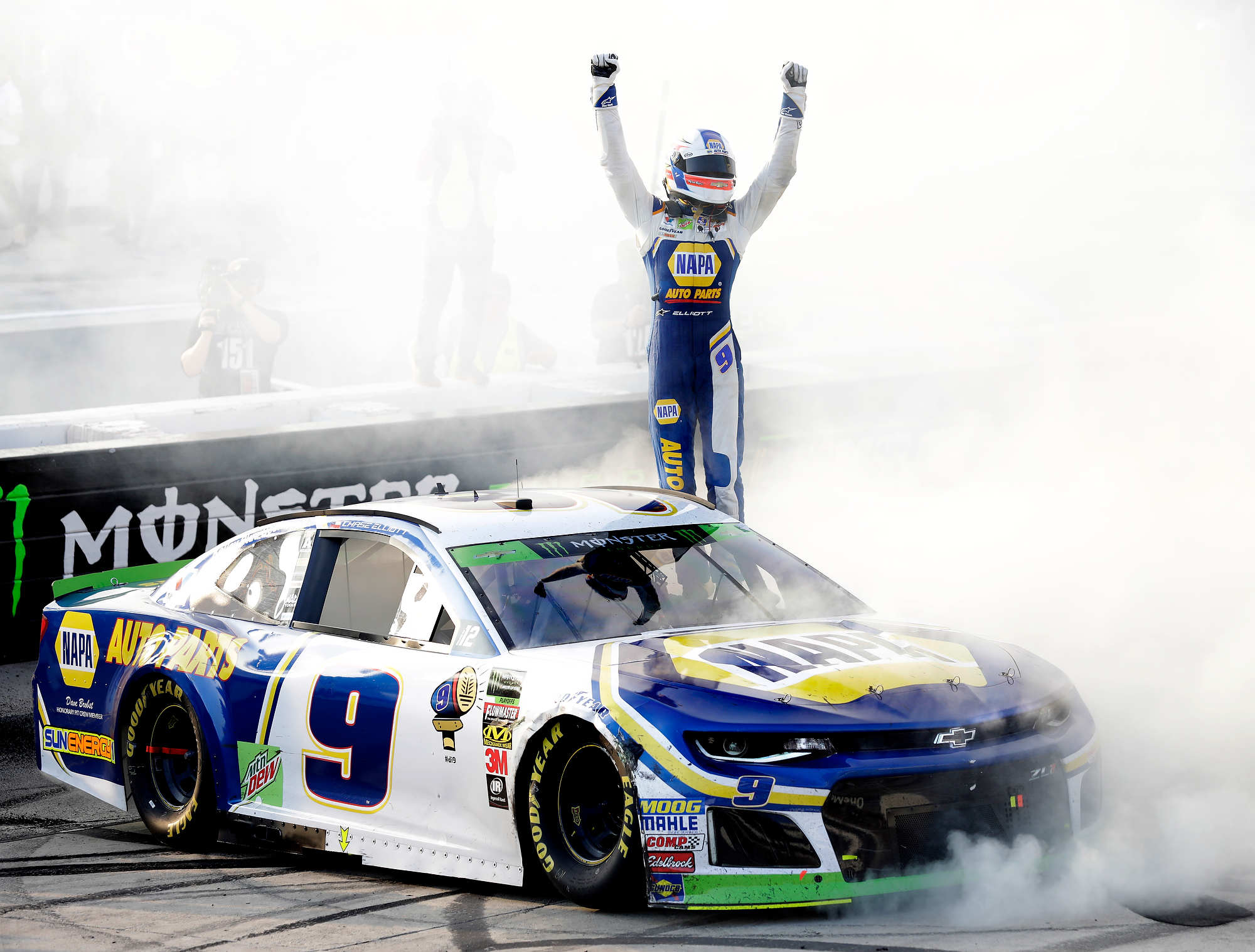 Chase Elliott won the last race at Dover International Speedway, and also won the pole for Sundayâ€™s race. (Image: Garry Eller/HHP for Chevy Racing)
