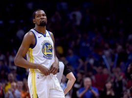 Warriors center Kevin Durant playing in one of the last regular season home games at Oracle Arena in Oakland. (Image: Porter Lambert/Getty)