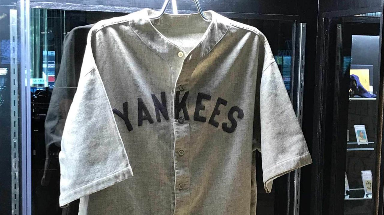 Babe Ruth jersey, c. 1920s