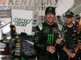Kurt Busch managed to finish just ahead of his brother Kyle to win at Kentucky Speedway on Saturday. (Image: Brian Lawdermilk/Getty)
