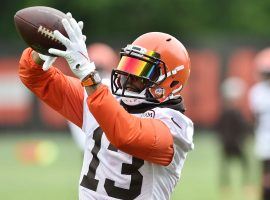 Cleveland Browns new WR Odell Beckham, Jr. catches a ball from Baker Mayfield in training camp. (Image: Ken Blaze/USA Today Sports)