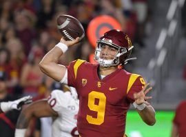 USC freshman QB Kedon Slovis throws a touchdown in his debut for the Trojans. (Image: Getty)