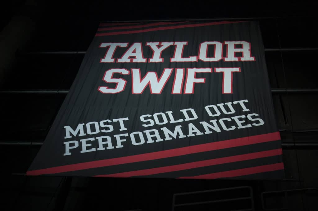 Taylor Swift banner curse LA Kings Staples 