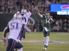 NY Jets QB Sam Darnold moments before he's intercepted by the New England Patriots during a 33-0 blowout at MetLife Stadium in East Rutherford, NJ. (Image: Bill Kostroun/AP)