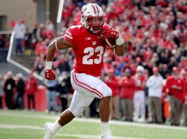 Wisconsin running back Jonathan Taylor is a Heisman Trophy longshot, but has great stats, and could be a good value bet for the award.  (Image: Milwaukee Journal-Sentinal)