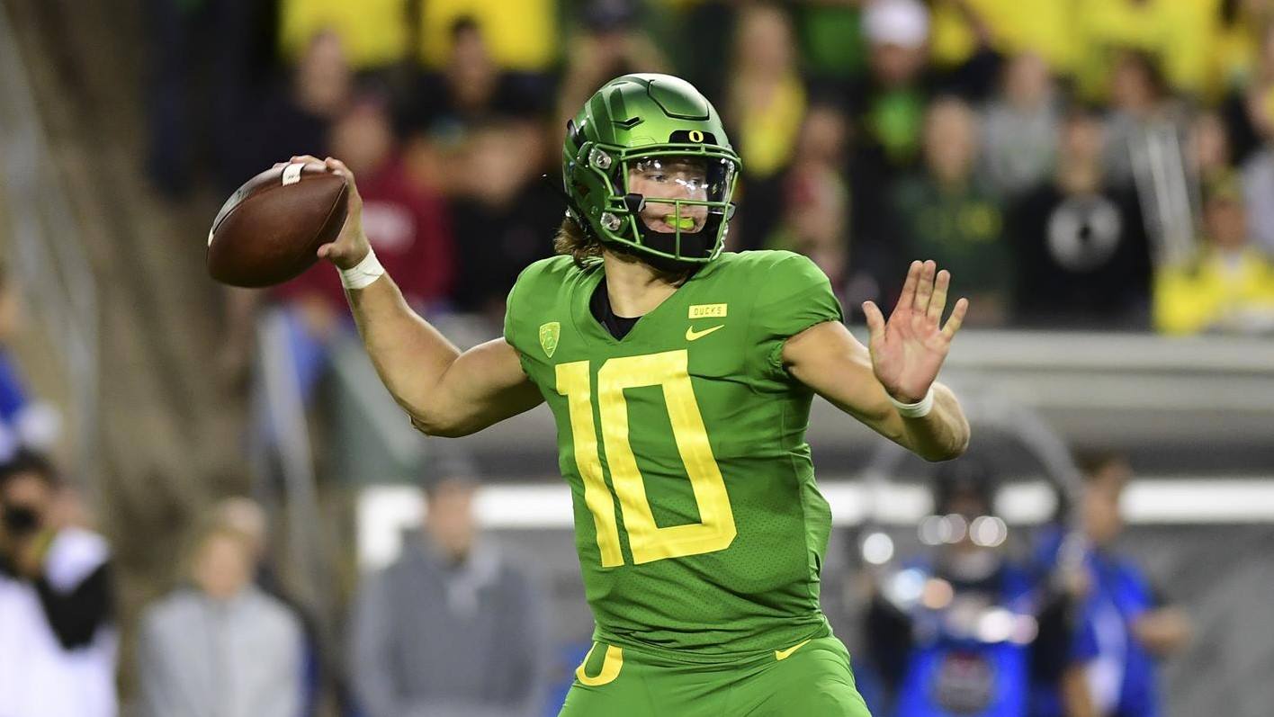 Oregon quarterback Justin Herbert Pac-12 Championship game. 