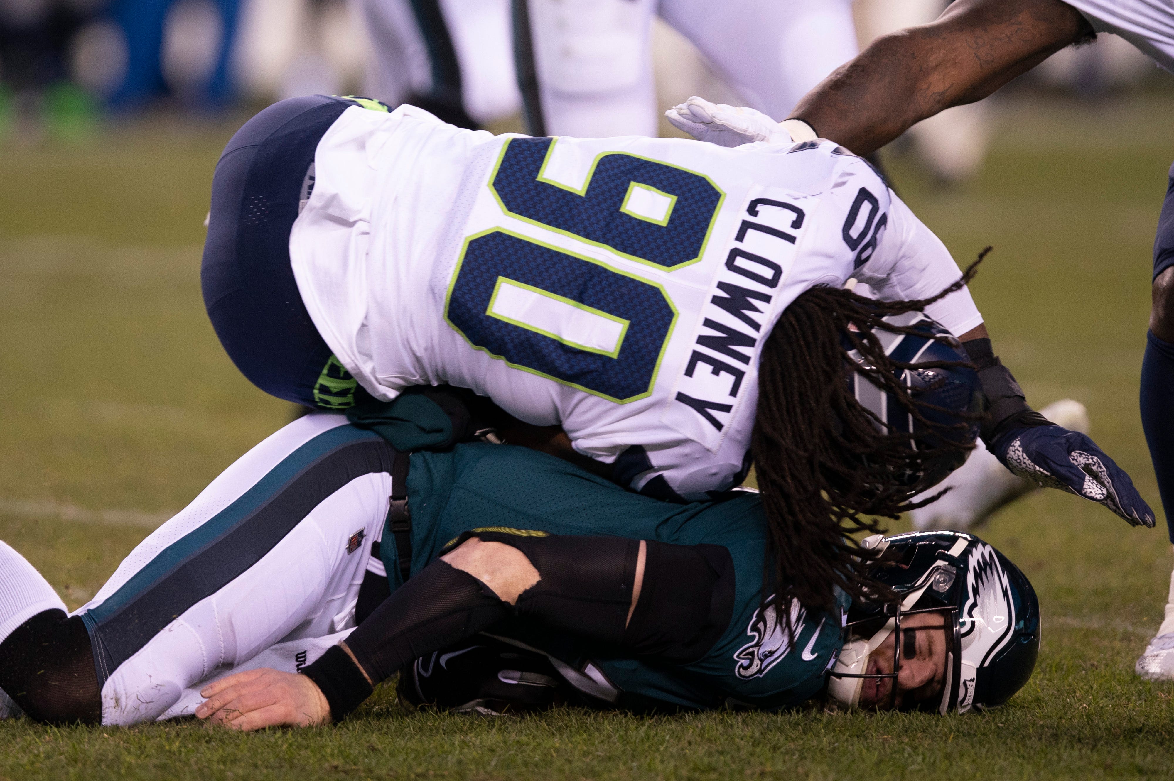 Jadeveon Clowney Seahawks-Packers NFC Divisional Playoff game