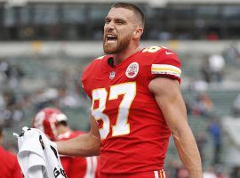 Kansas City tight end Travis Kelce is nursing a knee injury and was questionable for the Texans-Chiefs AFC Divisional Playoff game. (Image: CBS Sports)
