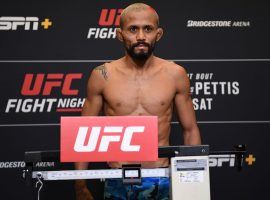 Deiveson Figueiredo came in 2.5 pounds overweight on Friday, meaning he will be ineligible to win the flyweight title at UFC Fight Night 169 on Saturday. (Image: Jeff Bottari/Zuffa/Getty)