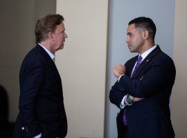 Gov. Ned Lamont (left) and Mashantucket Pequot chairman Rodney Butler (right) both want to bring sports betting to Connecticut, but are far apart on the details. (Image: Frankie Graziano/Connecticut Public Radio)