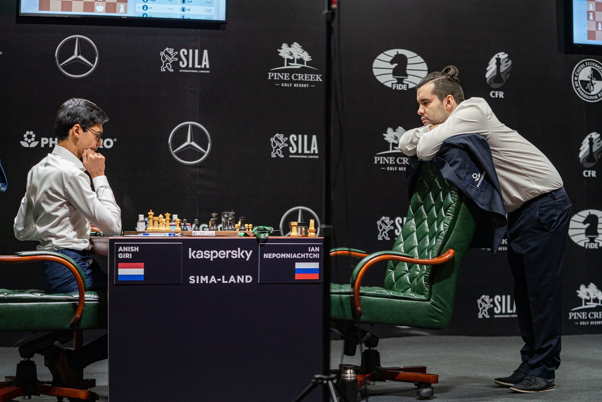 Ian Nepomniachtchi Wins FIDE Candidates Tournament with One Round