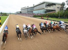 Scenes like this race start at Arkansas' Oaklawn Park are rarer and rarer these days due to the coronavirus. Oaklawn is one of only five US thoroughbred tracks still running, causing a 22.58% drop in March  wagering compared to the same month in 2019. (Image: Coady Photography)