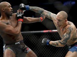 Anthony Smith (right) challenged Jon Jones (left) for the UFC light heavyweight title at UFC 235 on March 2, 2019. (Image: AP)