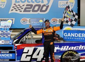 Chase Elliott got the Truck Series victory over Kyle Busch, and collected a $100,000 bounty for COVID-19 charity relief efforts. (Image: Getty)
