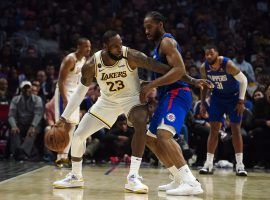 LA Clippers F Kawhi Leonard defends LeBron James of the LA Lakers at Staples Center in Los Angeles. (Image: Wendy Nguyen/Getty)