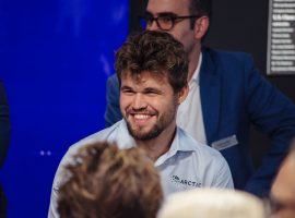 Magnus Carlsen came from behind during the seventh set blitz tiebreakers to defeat Hikaru Nakamura and win the Tour Final. (Image: Crystal Fuller/Saint Louis Chess Club)