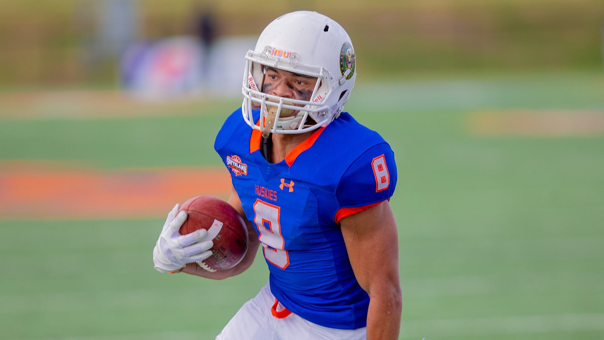 Houston Baptist wide receiver Jerreth Sterns is a ball magnet, catching nearly nine passes per game in 2019. He could provide tremendous DFS value on Saturday. (Image: Houston Baptist University Athletics)
