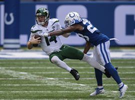 Indy Colts CB Kenny Moore sacks Sam Darnold, the QB of the winless NY Jets. (Image: Zach Bollinger/AP)