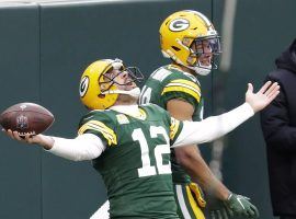 Aaron Rodgers and the Green Bay Packers seek an 8-2 record in NFL Week 11. (Image: Jack S. Traw/USA Today Sports)