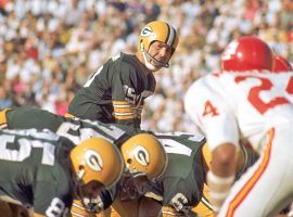 Bart Starr, two-time MVP with the Green Bay Packers surveys the Kansas City Chiefs defense during the first Super Bowl. (Image: Getty)