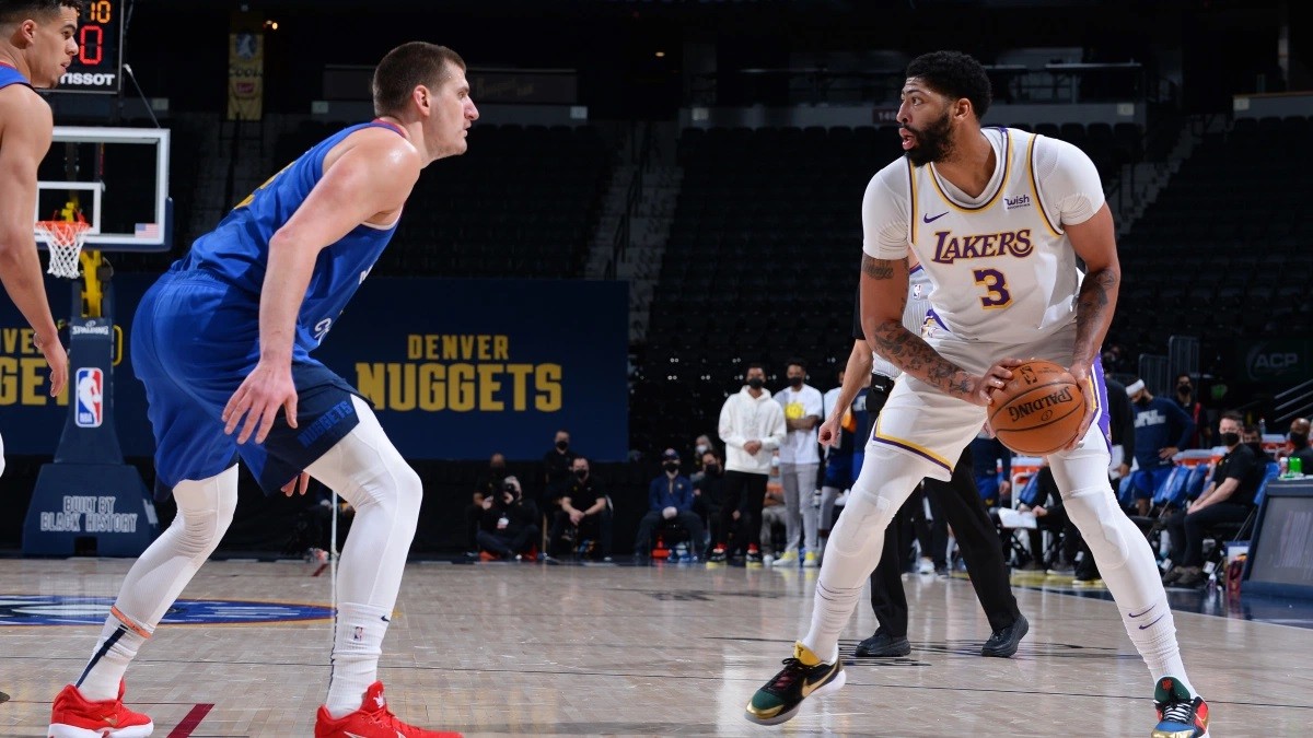 Anthony Davis Injury Update Lakers Star Out 2 3 Weeks W Calf Strain