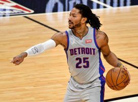 Derrick Rose, seen here calling out a play with the Detroit Pistons, returns to the New York Knicks for his second stint with the team. (Image: Suzanne Greenberg/Getty)