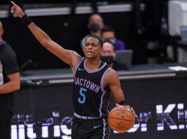 De'Aaron Fox directs floor traffic during the Sacramento Kings and their four-game winning streak. (Image: Getty)