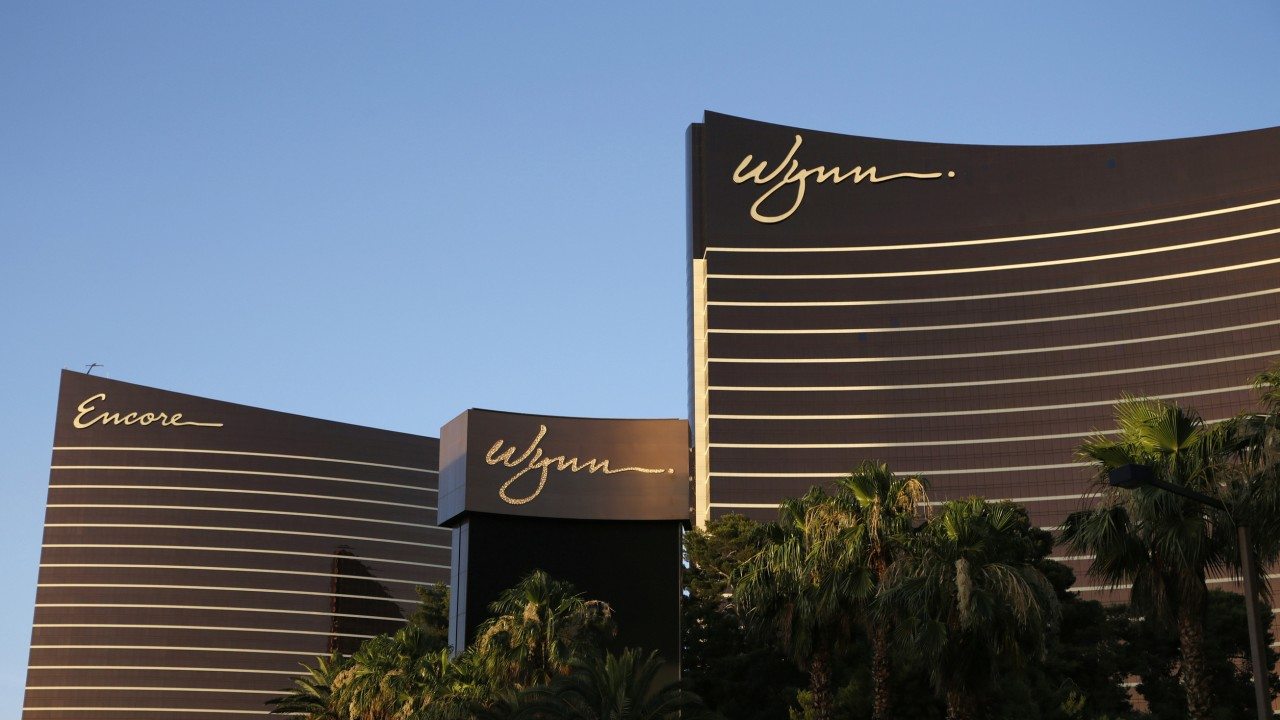 Wynn Resorts misses earnings estimates.