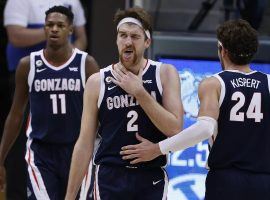 Drew Timme (2) and the undefeated Gonzaga Bulldogs have yet to lose a game this season and they’re the top #1 seed according to the NCAA selection committee.  (Image: Jeffrey Swinger/USA Today Sports)