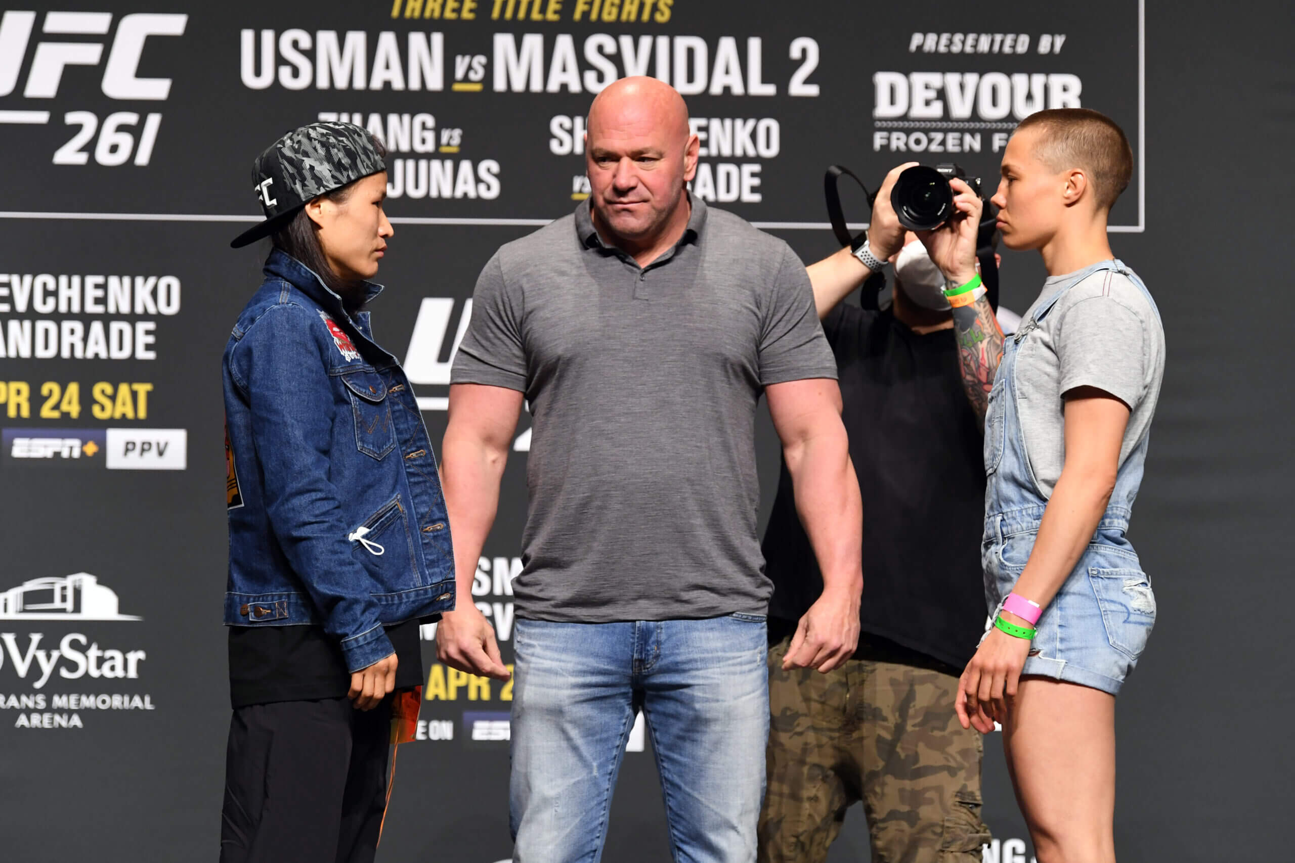 Zhangas Namajunas įveikė UFC 261