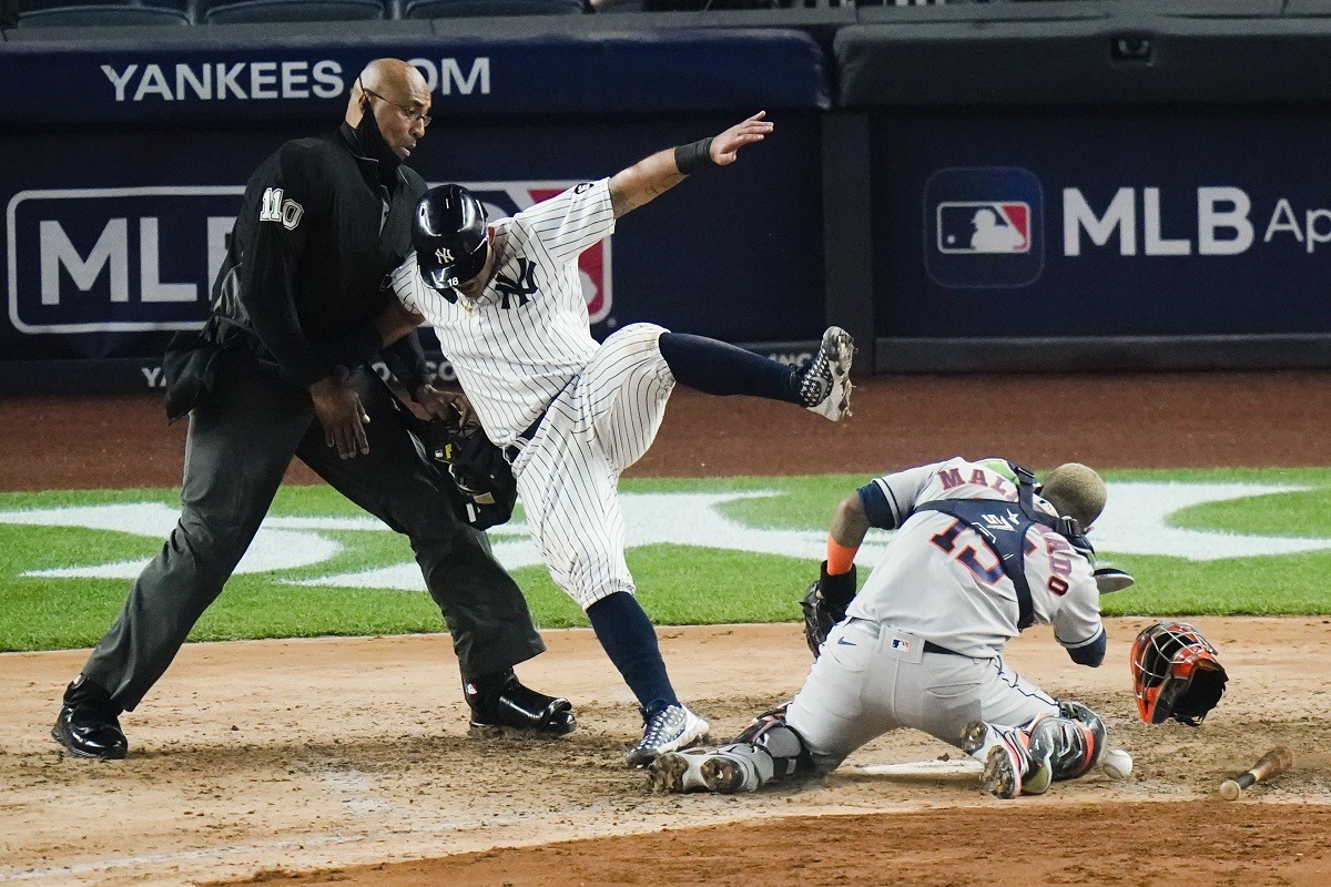 Rougned Odor New York NY Yankees Bronx ER Injury Knee IL