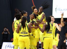The Seattle Storm enter the 2021 season as favorites to repeat as WNBA champions. (Image: Stephen Gosling/NBAE/Getty)