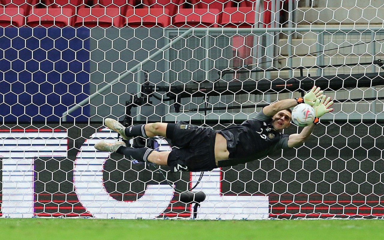 Emiliano Martinez - Argentina