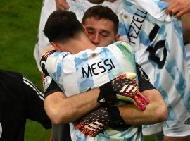 Messi and Emiliano Martinez celebrate after Argentina beat Colombia in a dramatic penalty shootout to reach the final at Copa America. (Image: Twitter/CopaAmerica)