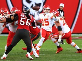 Patrick Mahomes from the Kansas City Chiefs remains cool in the pocket against the Tampa Bay Bucs pass rush. (Image: Mike Ehrmann/Getty)