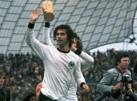 Gerd Muller was an iconic player for both Bayern and the German national team. (Image: Twitter/VBETnews)