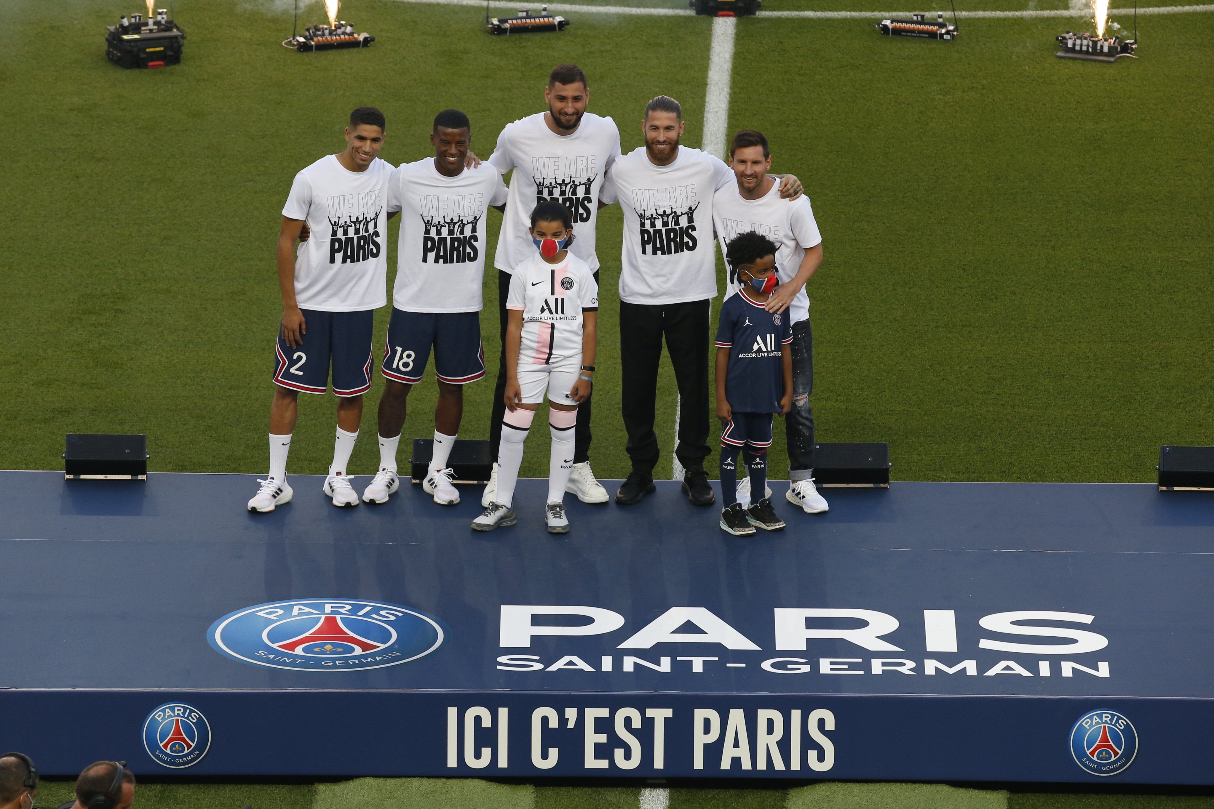 Paris Plays Festival Football as Messi is Cheered by Tens Of Thousands