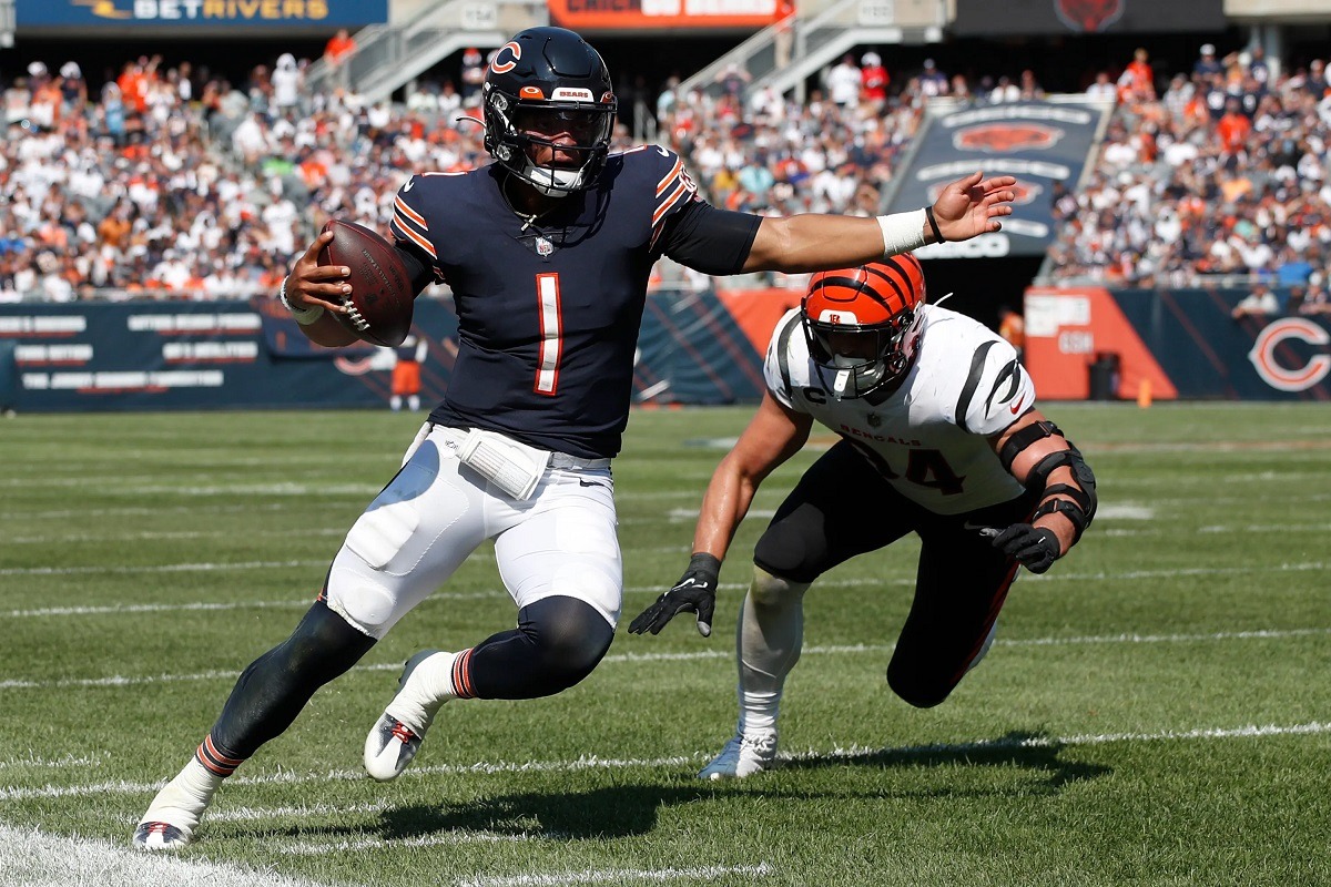 NFL Week 3 list starting starter quarterbacks QB QBs quarterbacks Justin Fields Chicago Bears