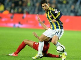 Sezer Ozturk wearing the Fenerbahce shirt in a Turkish Cup Game in 2012. (Image: dailysabah.com)